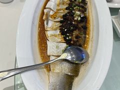 -万龙洲海鲜(大兴绿地缤纷城店)