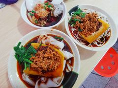 -洪记凉米线(新兴路店)