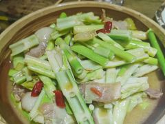 -美膳居川菜馆油焖大虾烧烤(卓刀泉店)