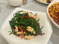 -汗腾格里·风味餐厅(新疆驻京办店)
