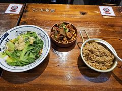 -黑白电视长沙小吃(美林M·LIVE天地东座店)