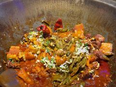 -山河屯铁锅炖(哈西站店)