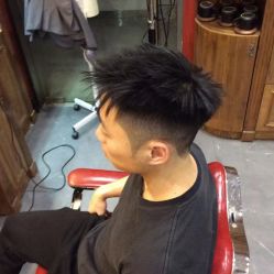 -贝勒爷专业男发