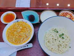 -百年老字号·观振兴蟹黄面·三虾面·苏式面(观前街富仁坊巷店)