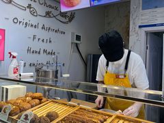 面包甜点陈列柜-西树泡芙(郑州二七万达店)