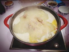 酸萝卜老鸭锅-gleeglee乐溢亦茶(合生汇店)