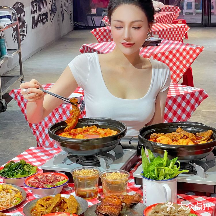 妈呀！这一顿鸭脚煲简直太满足了