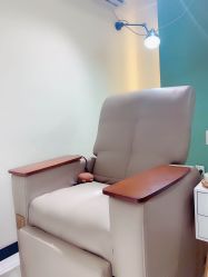 -纤纤玉手美甲美睫美容