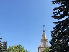 -莫斯科大学