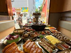 -围炉肉舍•炭烤活鳗•丹东海鲜烤肉(步行街店)