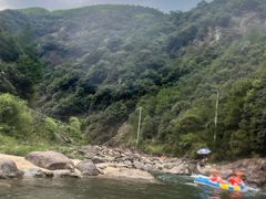 -安吉龙王山峡谷漂流