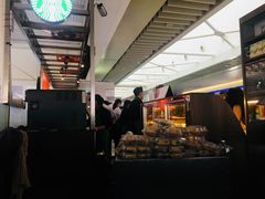 -星巴克(上海虹桥站2A检票口)