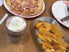 -Tube station站点比萨(王府井百货店)