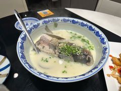 -南京金牛湖巨碗鱼头