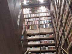 -钟书阁(群光广场店)