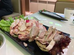 -洪氏嗨捞·广东猪肚鸡·椰子鸡火锅(西咸万象城店)
