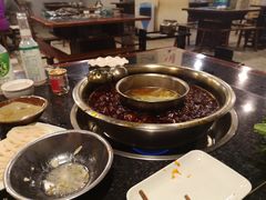 -邓莽子老火锅(中兴路总店)