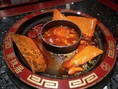 鸳鸯锅-蜀辣居鲜货老火锅(双流万达店)