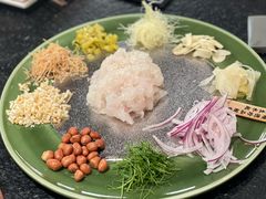 -得意咚瓜·顺德鱼生·冬瓜火锅(深圳首店)