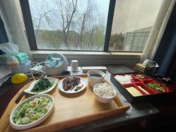 -卓玥国际月子会所(罗山路店)