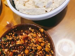 -重庆石磨豆花庄(乔庄店)