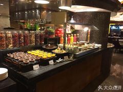 -岷山饭店-芝芝自助餐厅