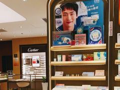 -吴良材眼镜(美罗城店)