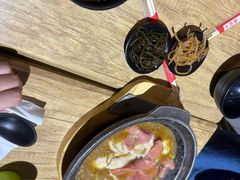 -极有家小鱼小鸡石锅煲(佳兆业店)