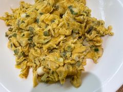刺嫩芽炒鸡蛋-上关雪東北菜(中房金谊店)