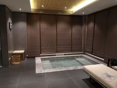 -大连金石滩绿发温泉假日酒店