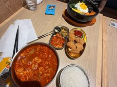 -梨花牛肉汤饭(仁恒伊势丹店)