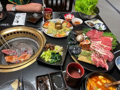 -山川小町·极番烧肉(新地假日广场店)