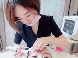 -百秀名媛纹绣美学护肤中心