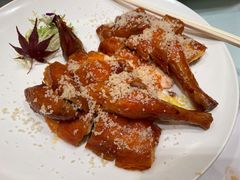 脆皮蒜香风沙鸡-富淳饭店(陆家嘴保利广场店)