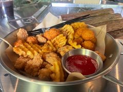 -J Create城市露营咖啡·简餐·宠物(上海动物园店)