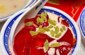 Signature Red and White