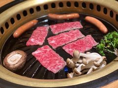 -炼火烤肉店