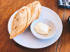 -ROAST coffee & eatery