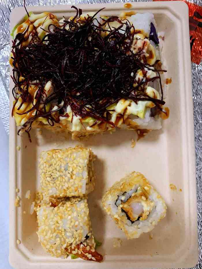 小乔回转寿司(沈阳大悦城店)-"已经到了吃东西犯愁的地步了,看看别人