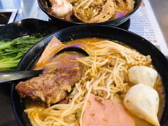 -星林居酸辣米线餐厅