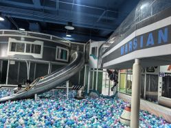 -欧酷世界动力星球(王府井奥莱UP TOWN店)