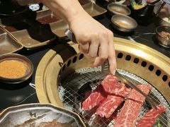 -山川小町·极番烧肉(新地假日广场店)