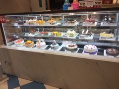 面包甜点陈列柜-85度C(生甜甜圈研究工坊·上海局门店)