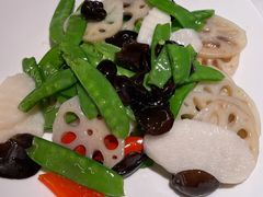 -荷塘秋月·本帮江浙菜(国权路店)