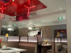 -海底捞火锅(凤凰广场店)