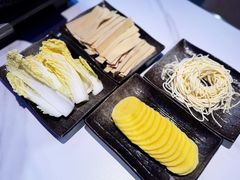 -钳小柒·小龙虾蓝龙王烧烤夜宵(长寿路店)