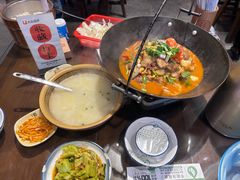 -富正毅三下锅·湘西韵味(天门山索道店)