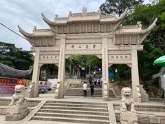 -灵岩山风景区