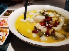 -荷塘秋月·本帮江浙菜(国权路店)