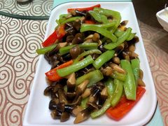 白山珍菌烧-香谷私厨(高新店)